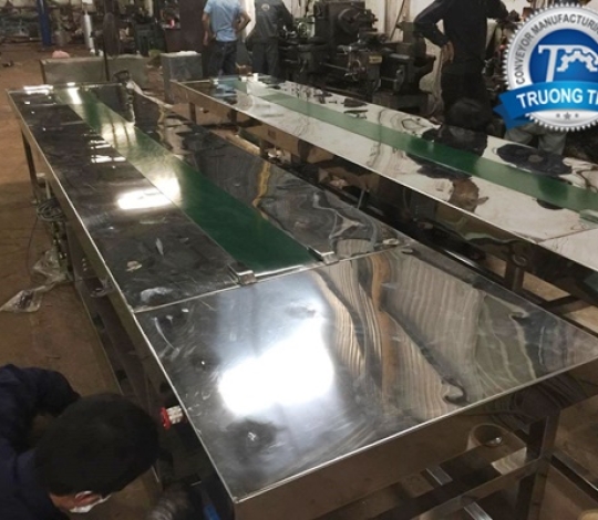 Băng chuyền PVC inox tải dược phẩm