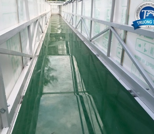 Băng tải PVC ngang